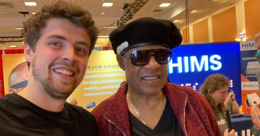 Freek and Stevie Wonder, a famous blind musician at Hable Exhibition